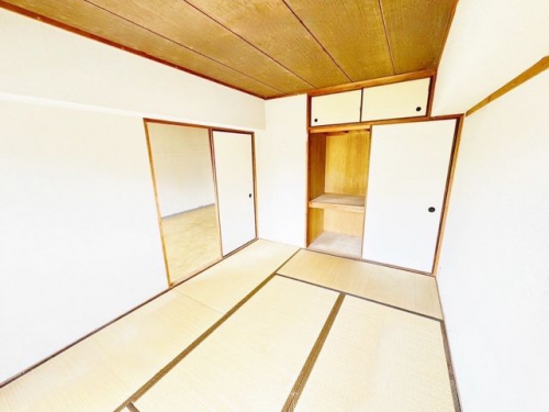 LDK横、和室6帖
