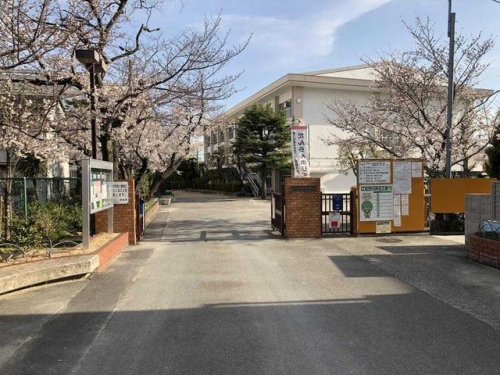伊丹市立西中学校 徒歩10分。 760m