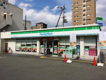 ファミリーマート　京阪本通2丁目店