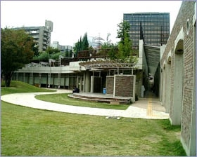 江坂図書館