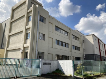 伊丹市立有岡小学校 徒歩6分。 410m